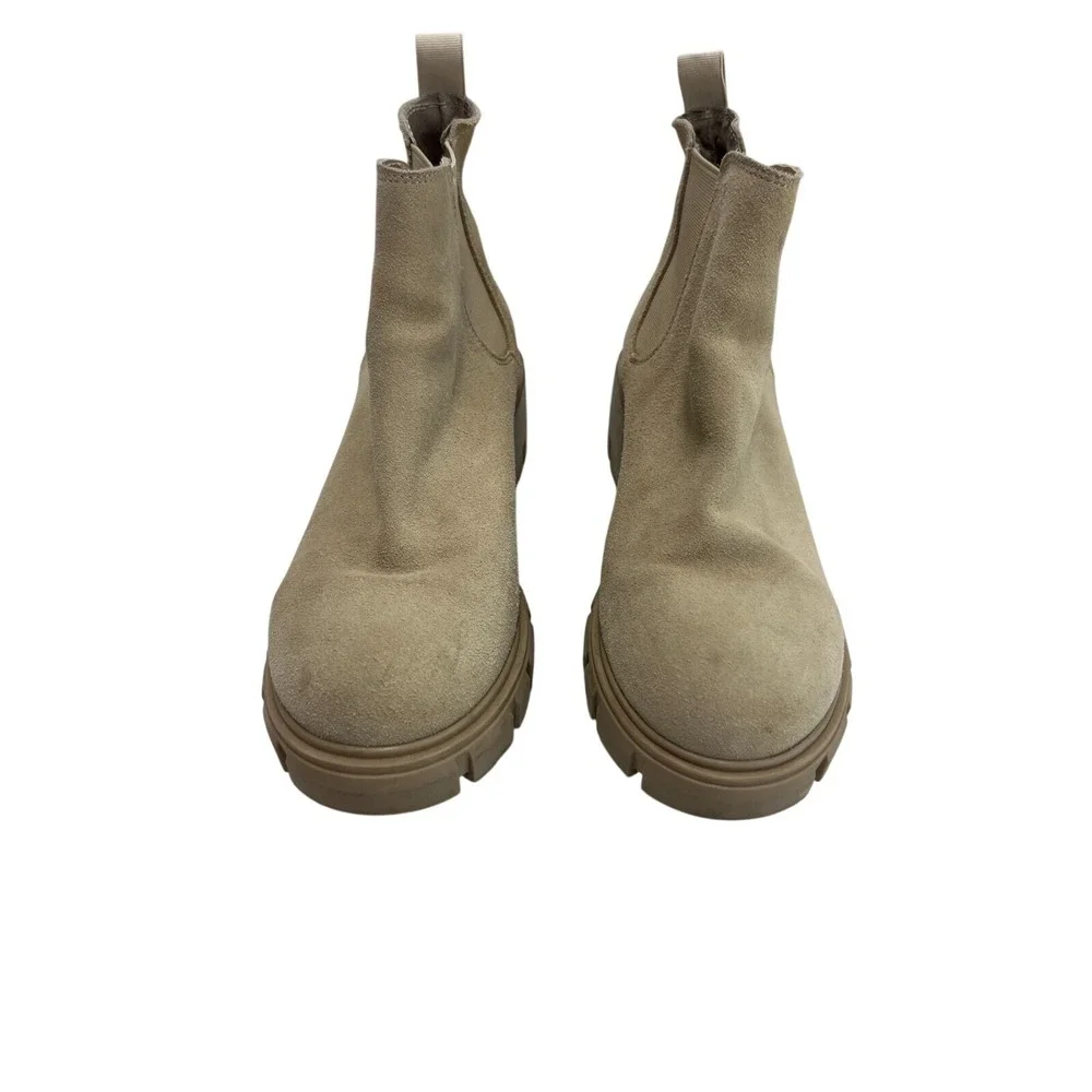 Steve Madden boots Women's‎ size 9.5 beige